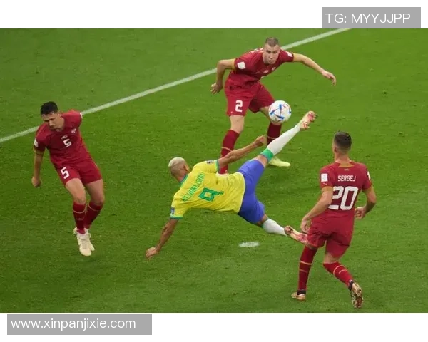 足球诸神黄昏：那些曾震撼世界的传奇球星与他们的最后辉煌时刻